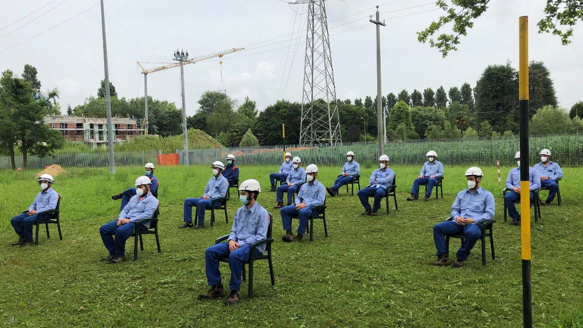 Immagini degli apprendisti durante la formazione nei centri di addestramento di Scorzé e Corsico
