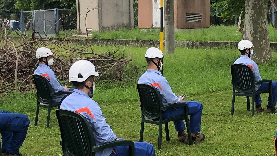 Immagini degli apprendisti durante la formazione nei centri di addestramento di Scorzé e Corsico