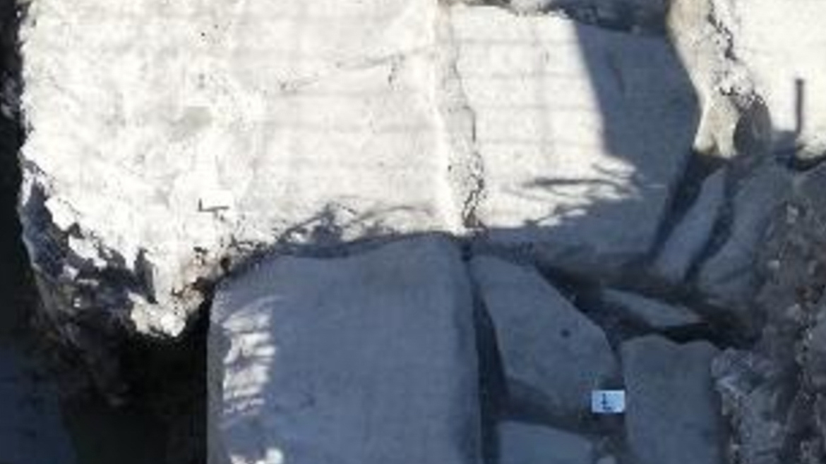 Immagini dei basoli dell’antica strada romana Iulia Augusta