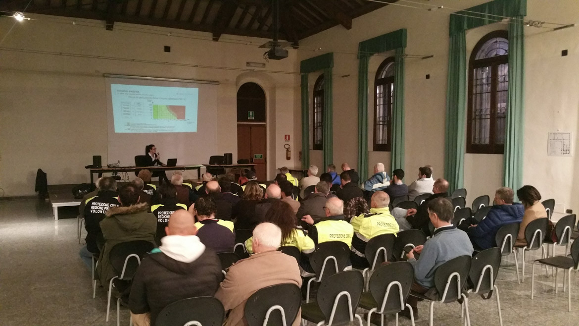 Operatori della Protezione Civile di Alessandria a lezione di sicurezza