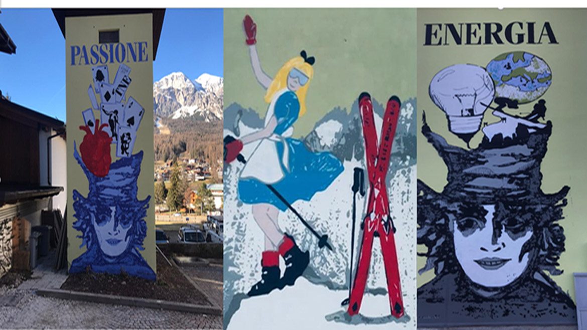 Immagini delle tre cabine di Cortina raffiguranti e la favola Alice nel paese delle meraviglie
