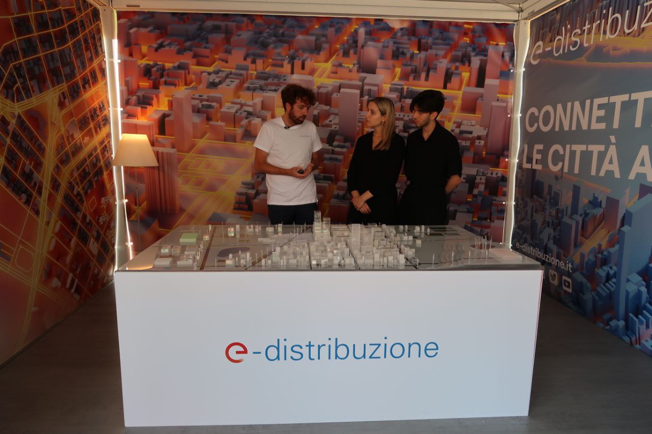 Stand E-D con plastico smart city