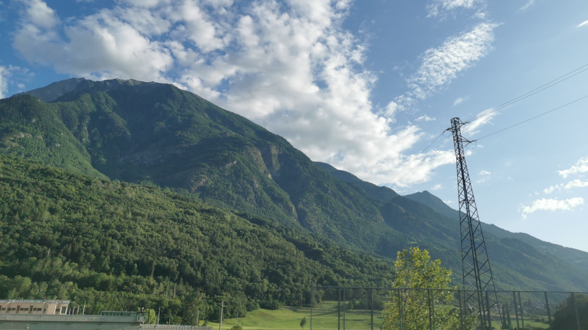 foto di un traliccio